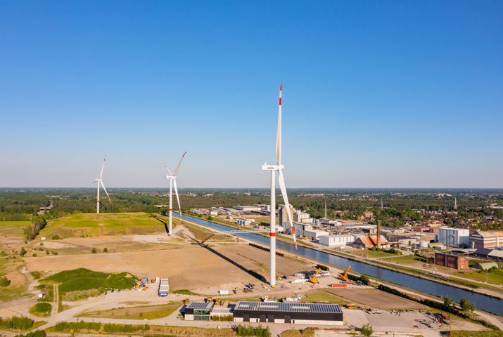 Three new wind turbines in Pelt provide energy for 8,000 families